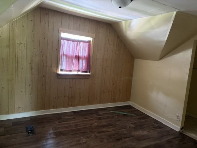 414 Randall St - Photo 7 of 7