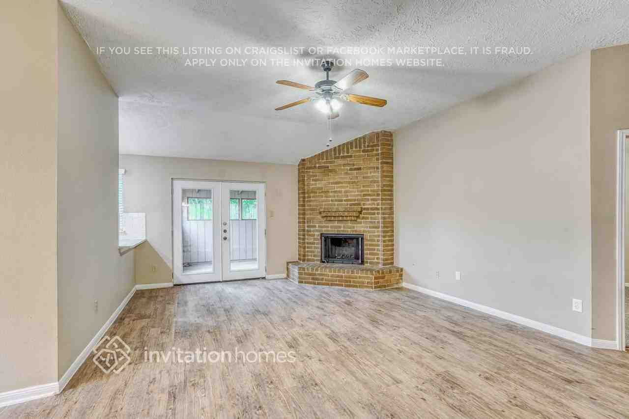 10579 Twilight Moon Dr - Photo 4 of 17