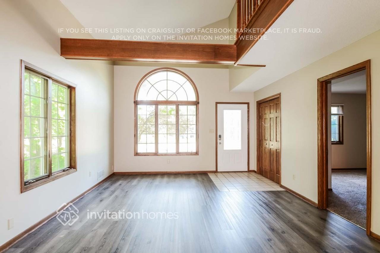 3024 Furness Ct - Photo 5 of 19