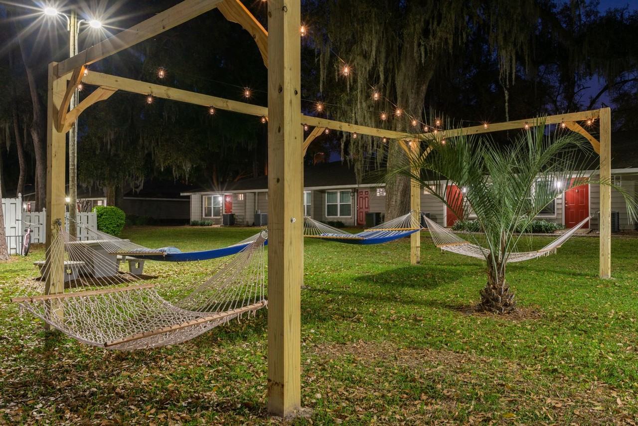 The Hammocks on 20th - Photo 2 of 50