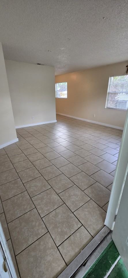 2519 7th Ave E #2521 - Photo 2 of 18