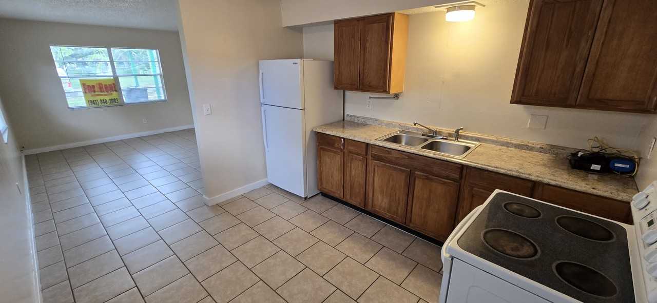 2519 7th Ave E #2521 - Photo 7 of 18