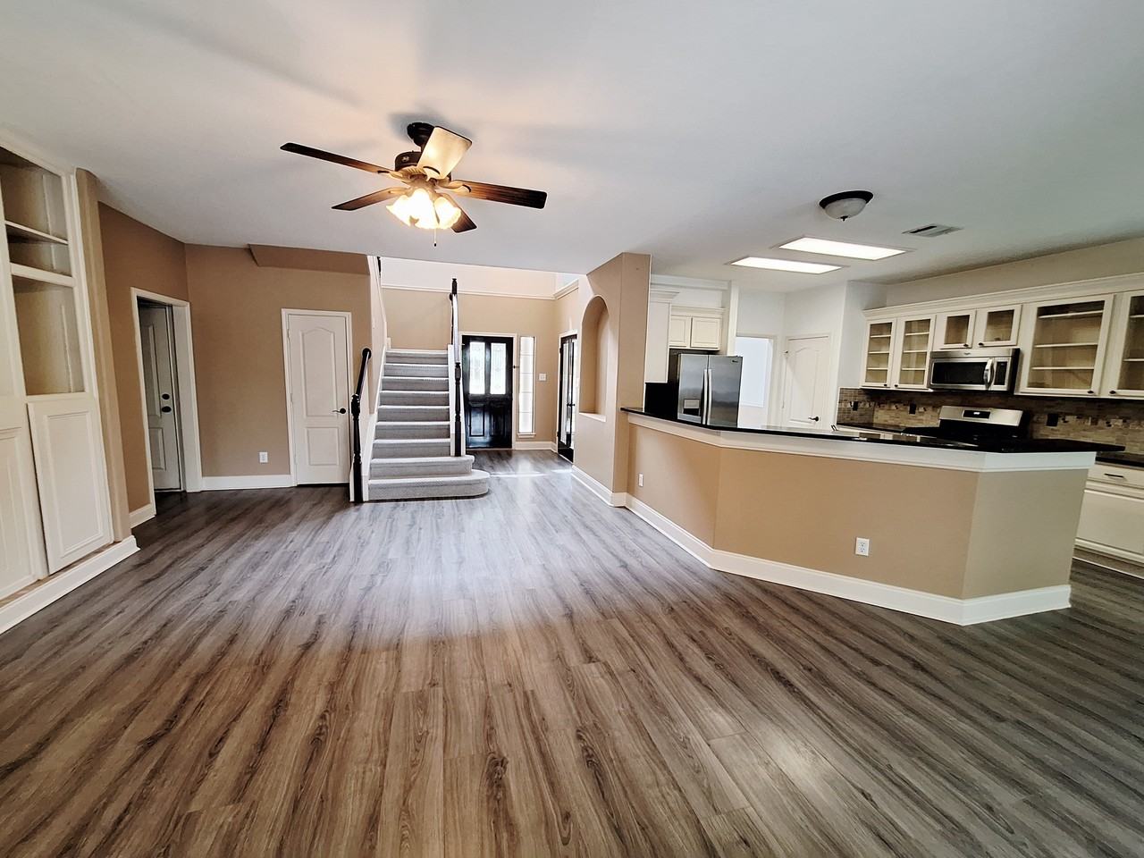 2122 Wheaton Trl #1 - Photo 4 of 37