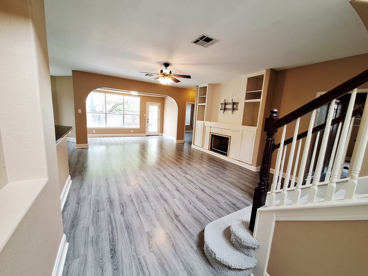 2122 Wheaton Trl #1 - Photo 5 of 37