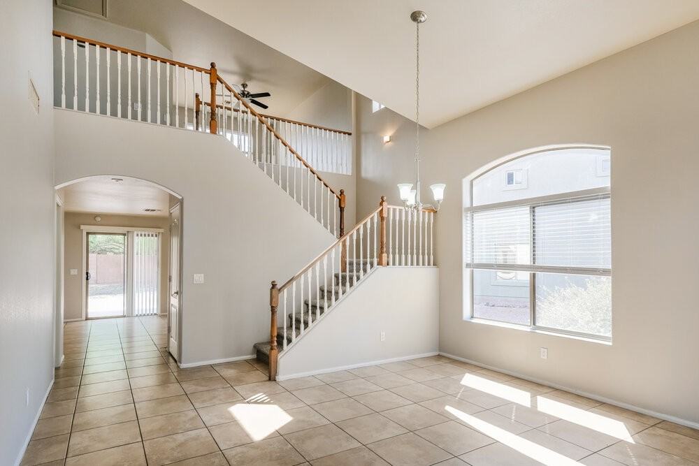 5023 W Ardmore Rd - Photo 5 of 17