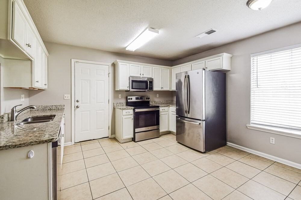 4506 Shadow Hollow Dr - Photo 6 of 16