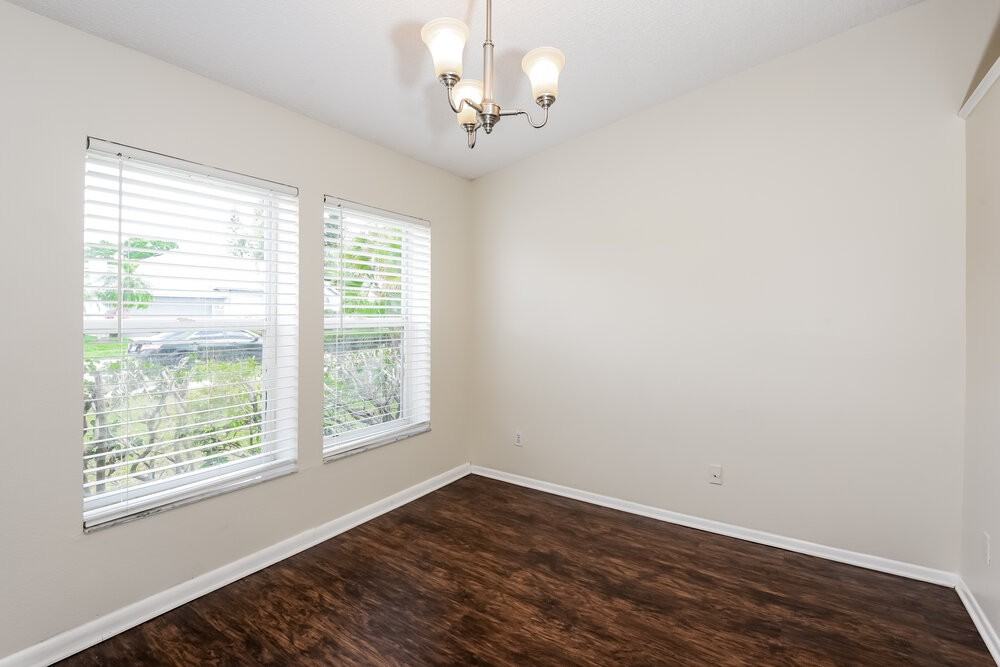 2640 Rolling Broak Dr - Photo 6 of 16