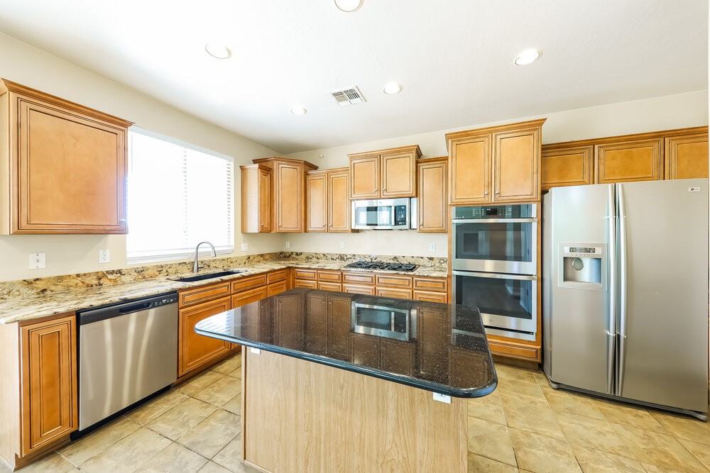 27301 N 86th Ave - Photo 7 of 17