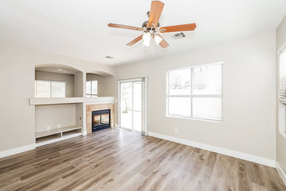 892 Shining Rose Pl - Photo 5 of 17