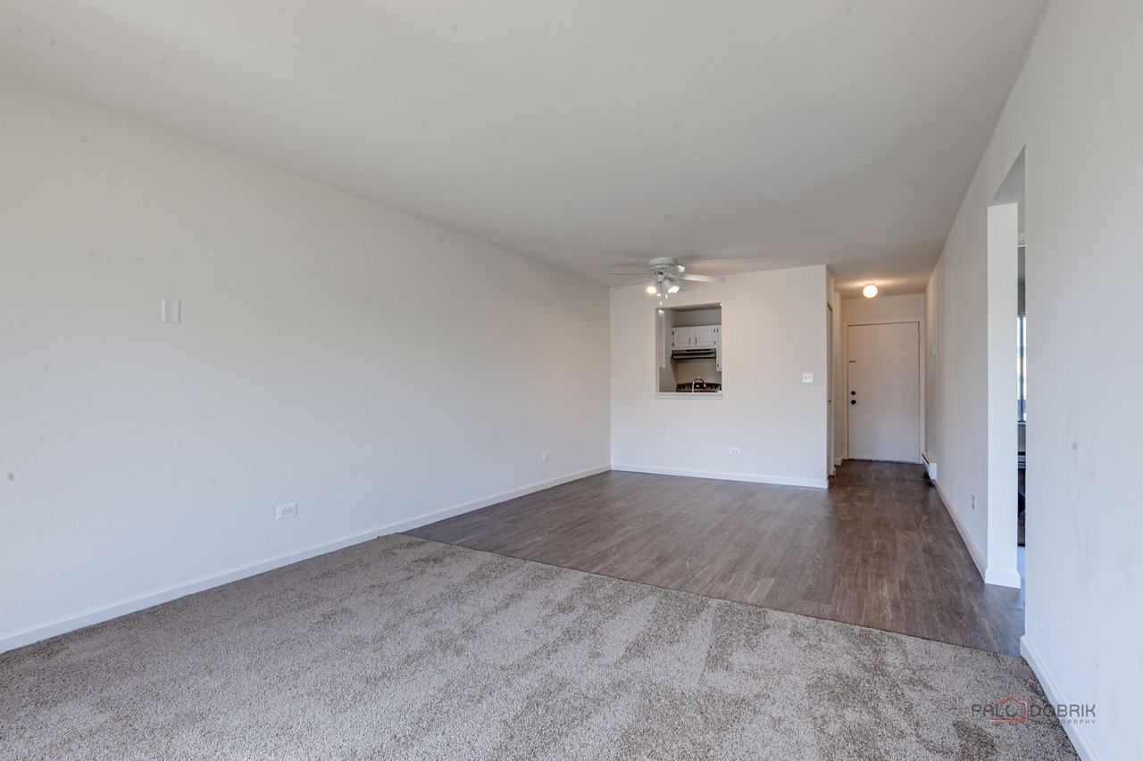 Hawthorne Glen Apartments - Photo 7 of 18