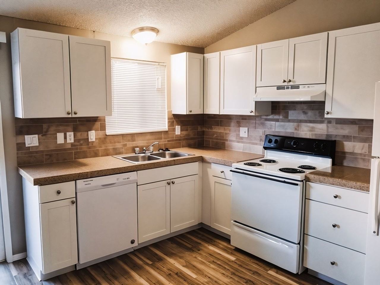 West Slope Apartments - Photo 7 of 16
