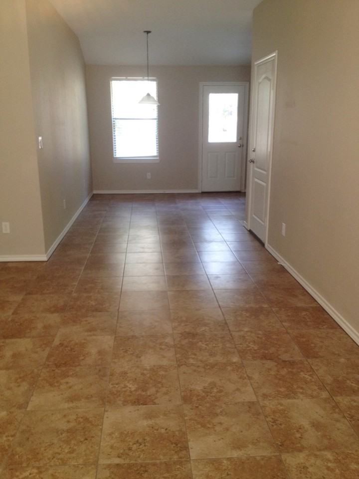 18063 Loring Ln - Photo 3 of 18