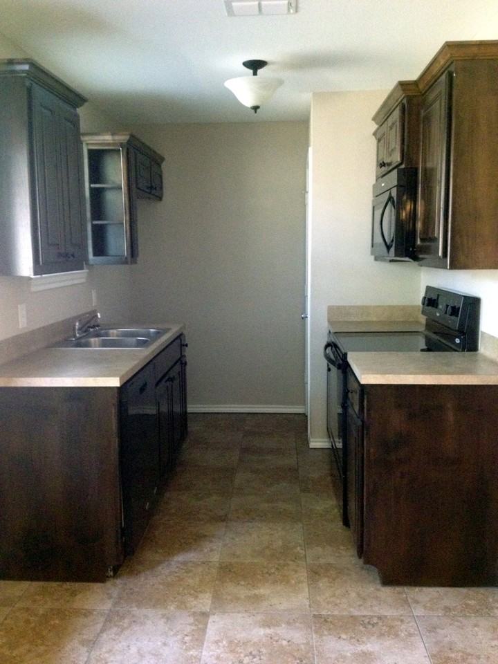 18063 Loring Ln - Photo 5 of 18