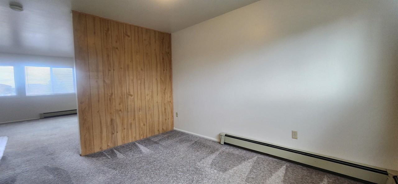 1616 South 19th Avenue - Photo 7 of 10