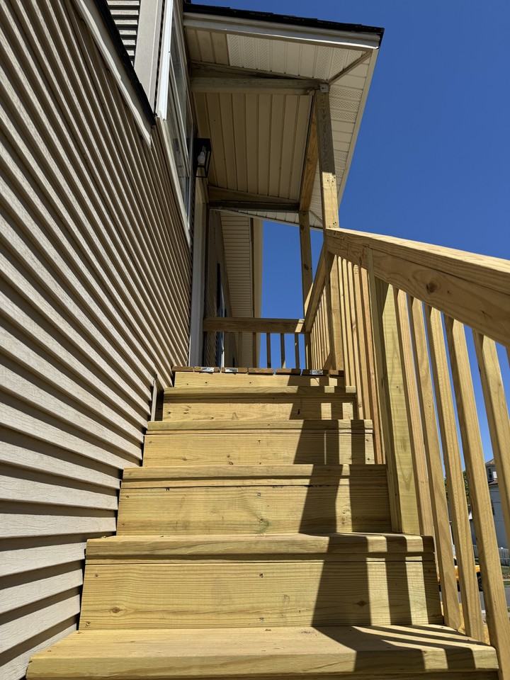 517 Bentley Avenue - Photo 3 of 25