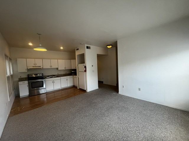 795 Elmwood Avenue - Photo 2 of 8