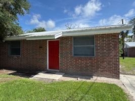 featured image of 823 Mcgee St Ne