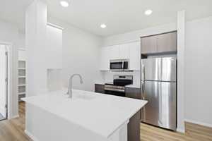 featured image of 3382 N Centrepoint Way