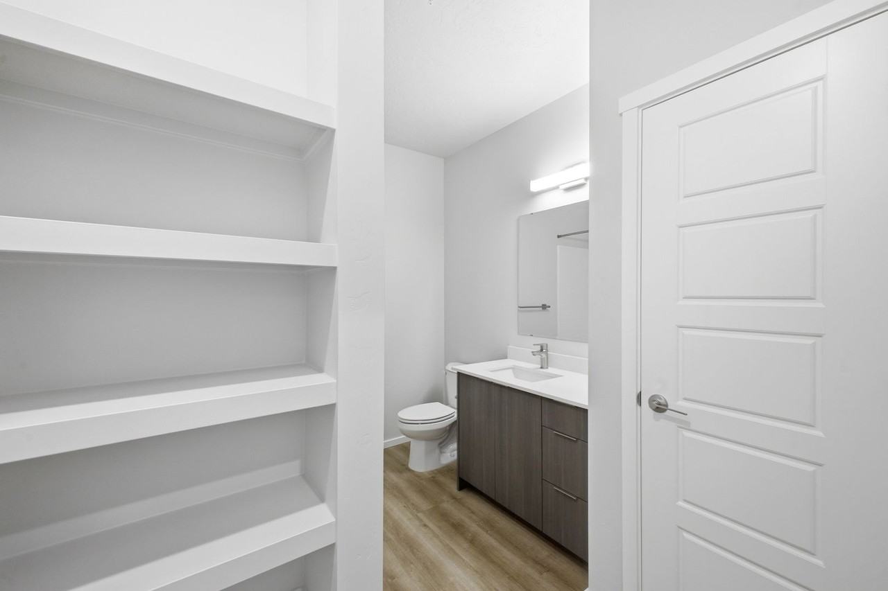 Delano Apartments - Photo 3 of 22