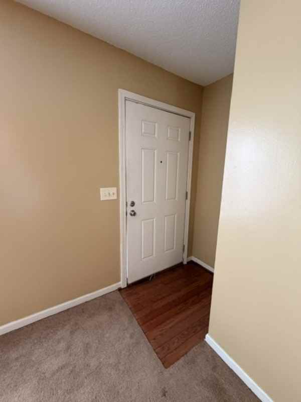 101 Riverwalk Way - Photo 3 of 31