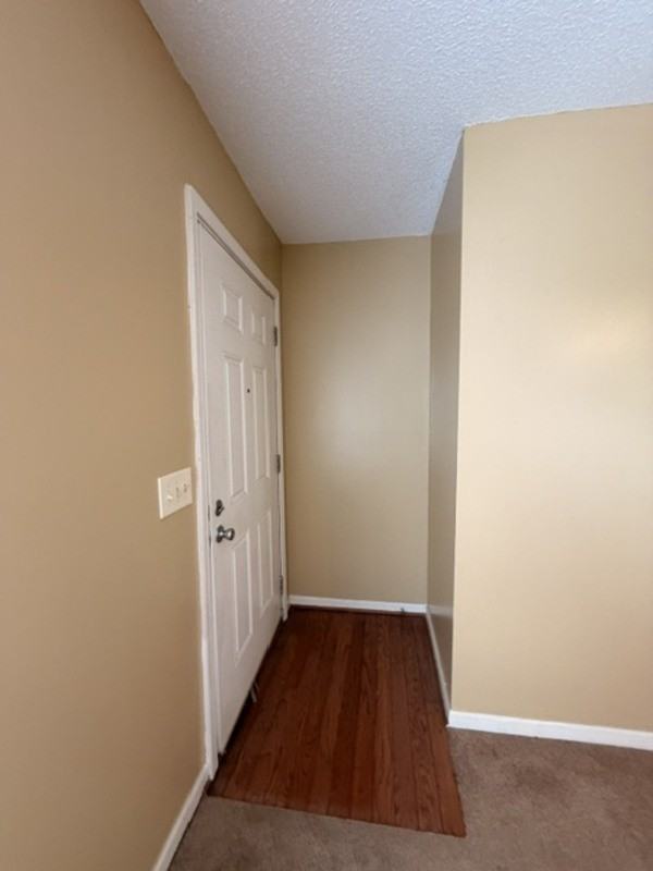 101 Riverwalk Way - Photo 4 of 31