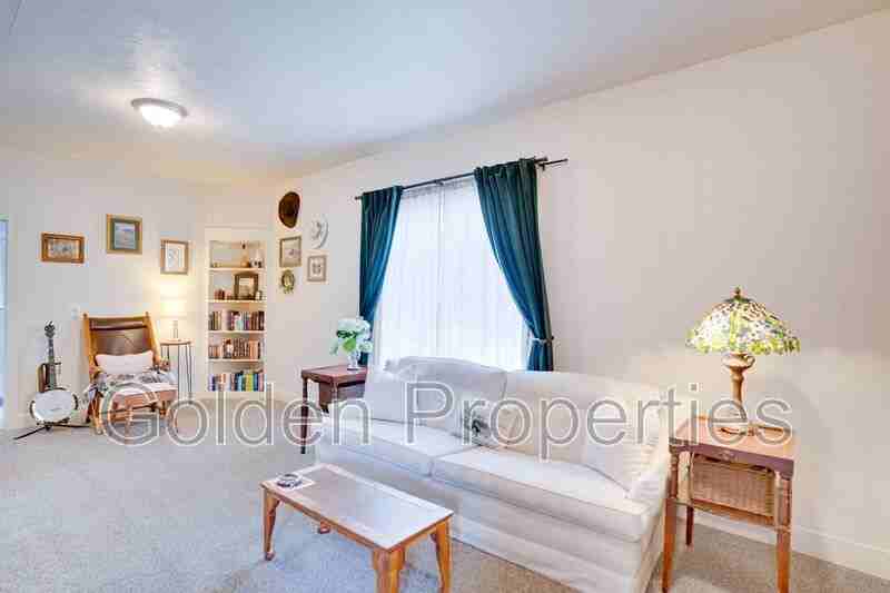 944 N 7th St - Photo 5 of 23