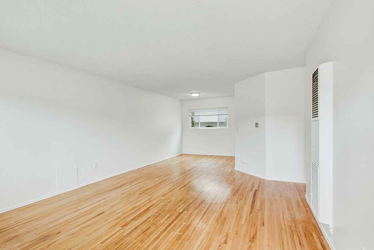 Loytan Street - Photo 3 of 43