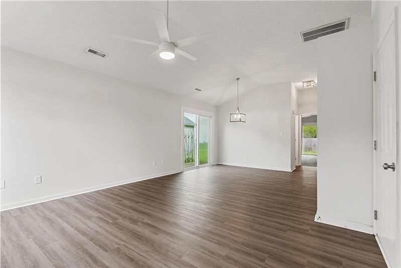 1243 Morning Side Dr - Photo 2 of 20