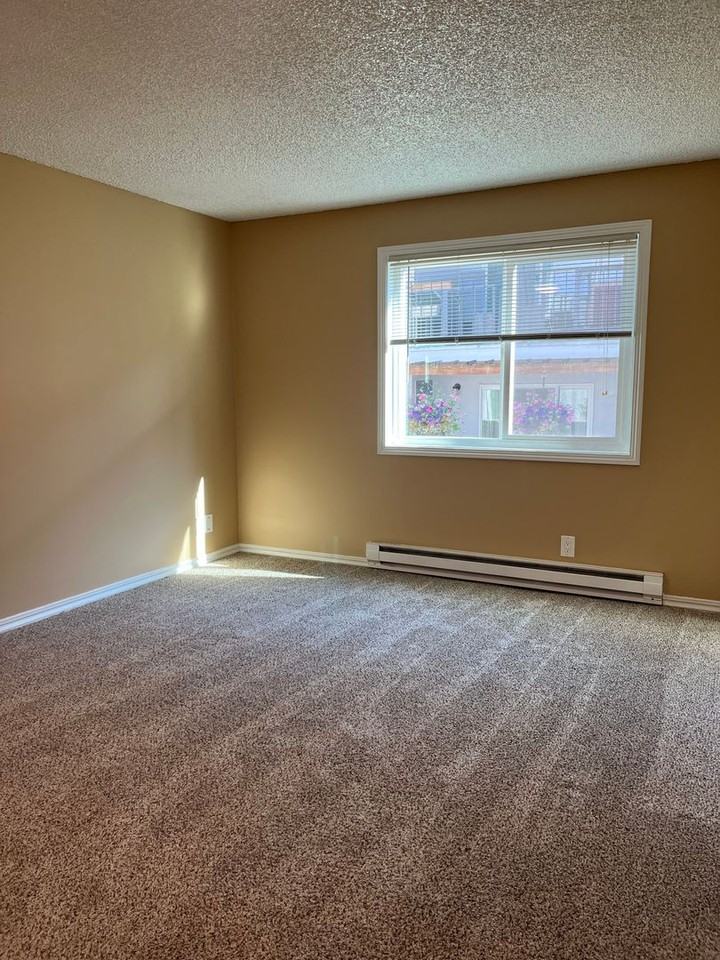 3432 Liberty Rd S #69 - Photo 7 of 9