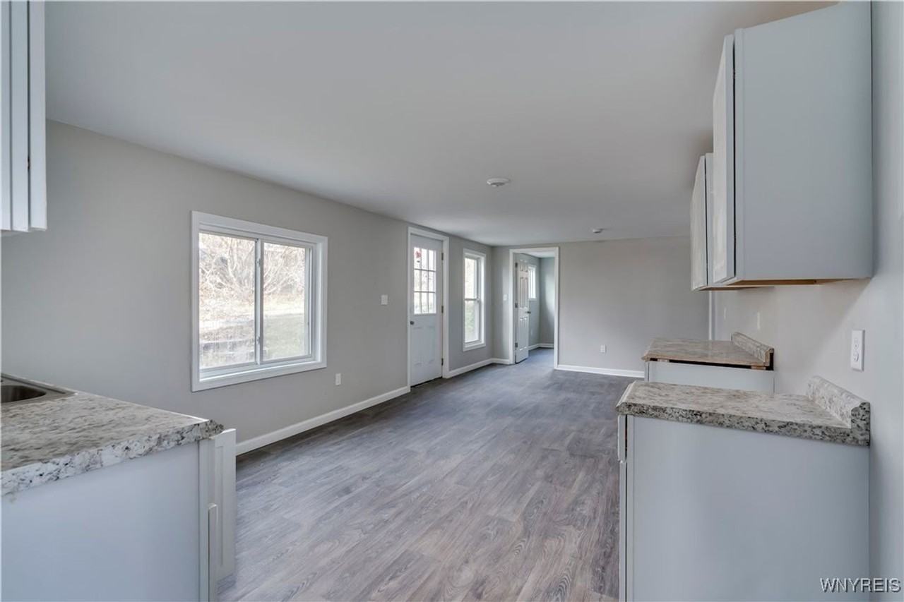 31 Main St - Photo 6 of 8