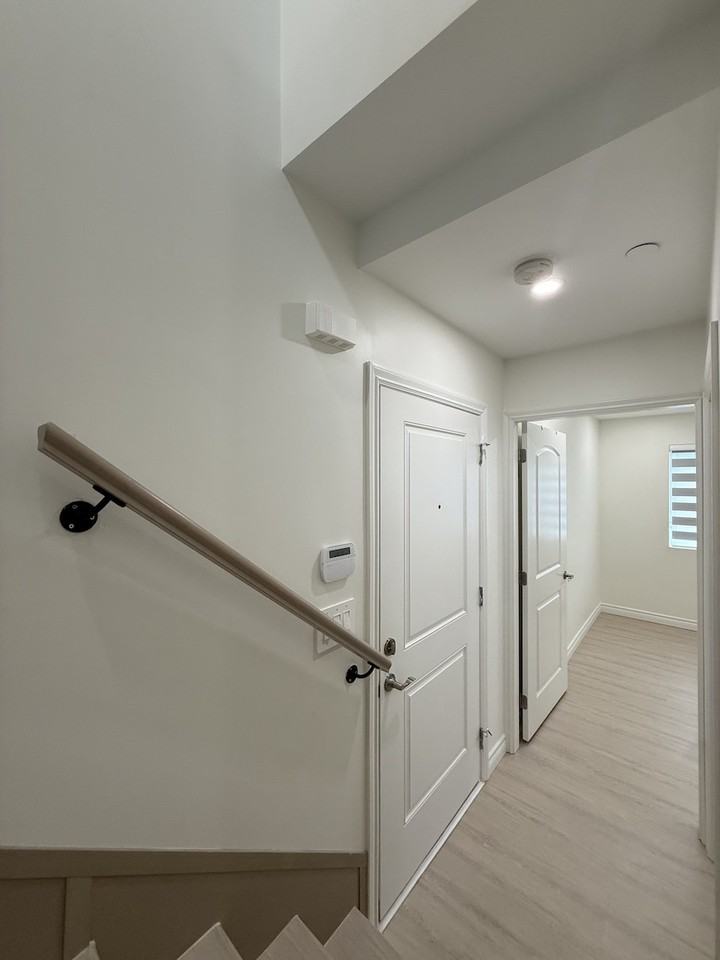 2936 East 2nd Avenue - Photo 3 of 28