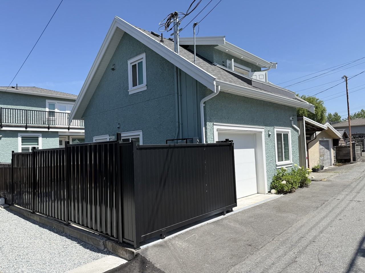 2936 East 2nd Avenue - Photo 2 of 28