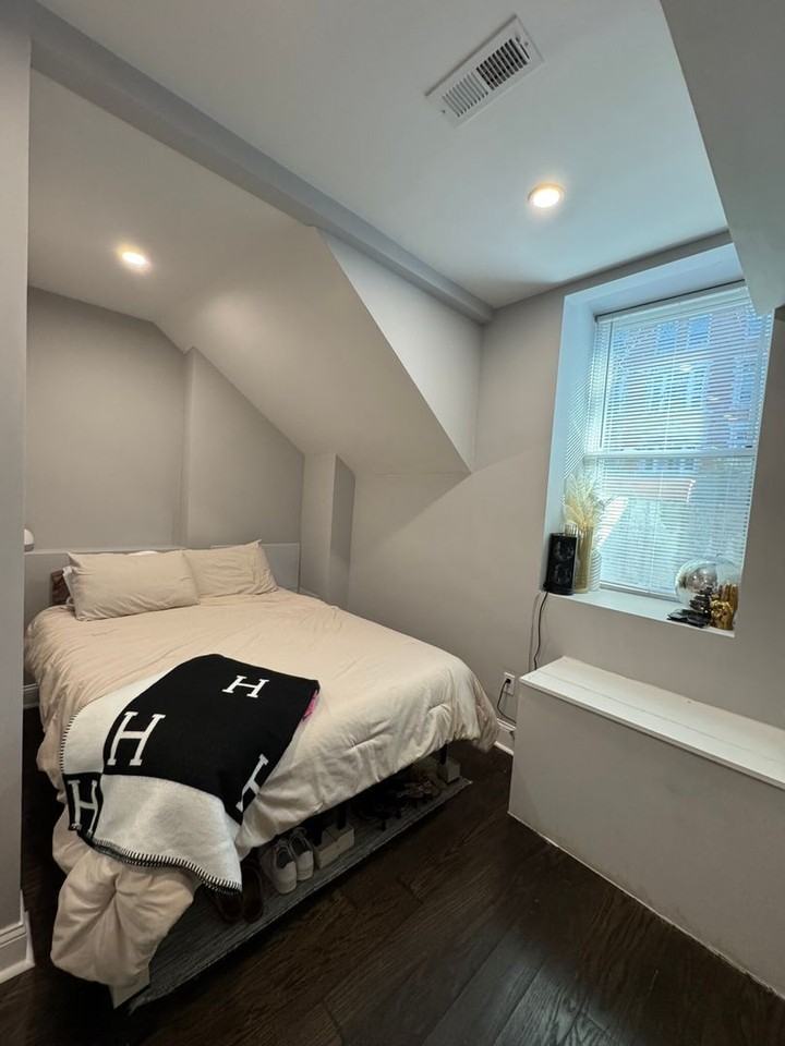 5 Strathmore Rd - Photo 7 of 10