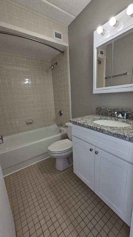 25 S Point Dr #203 - Photo 7 of 14