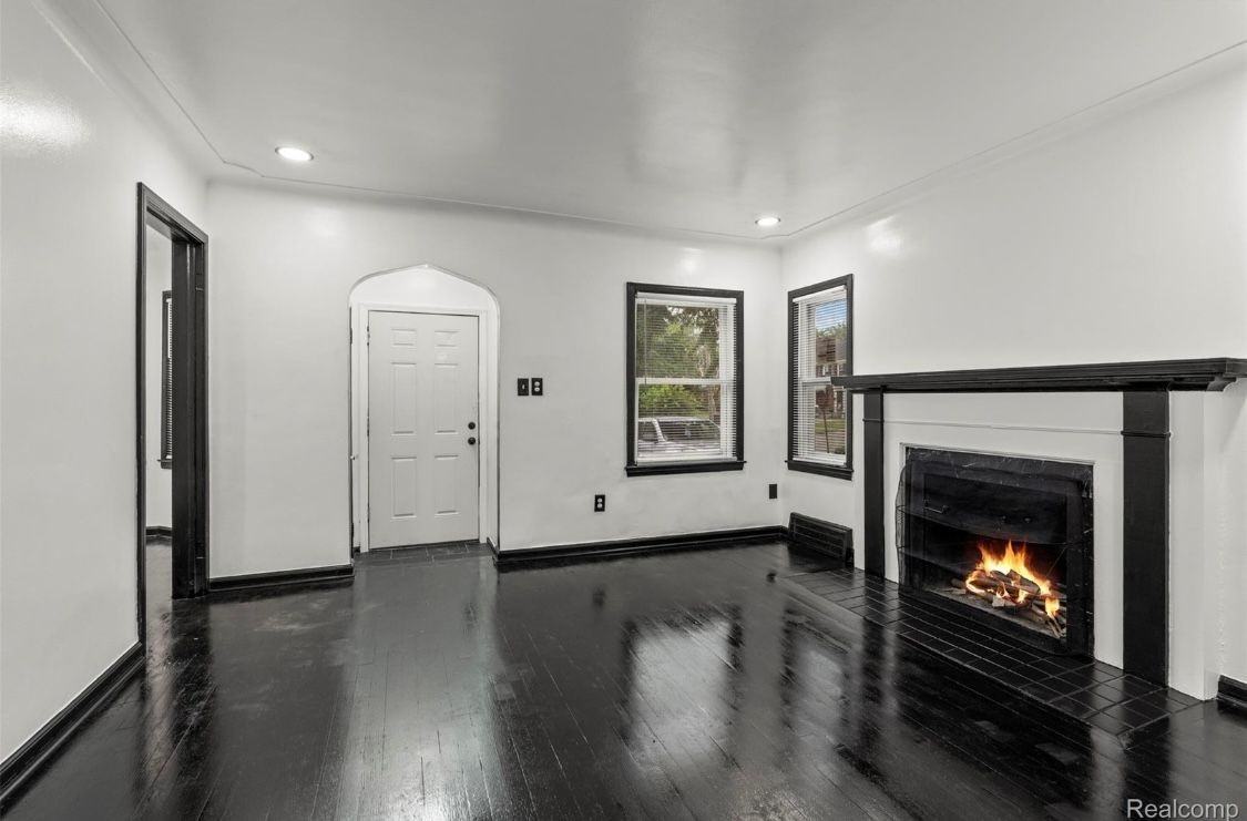 10609 Stratman St - Photo 7 of 16