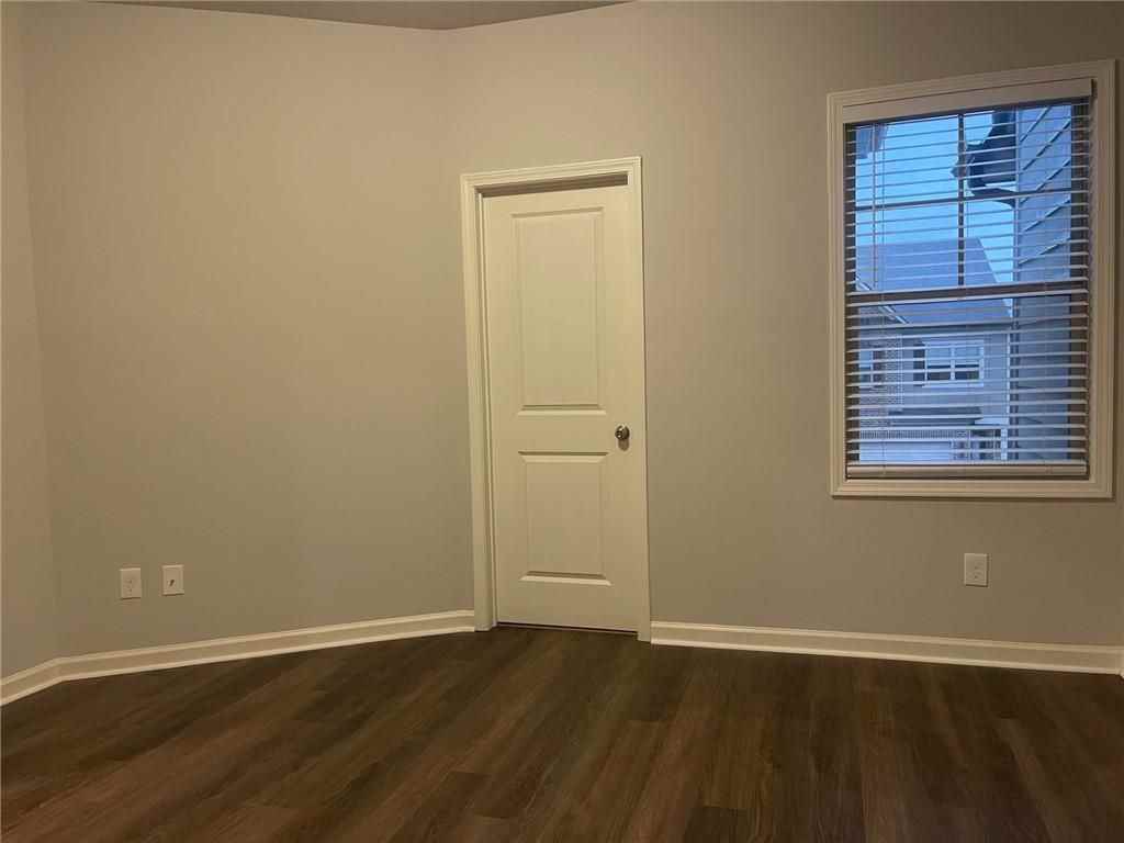 2559 Irwell Way - Photo 7 of 26