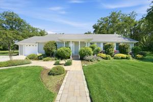 featured image of 5 Comet Ct