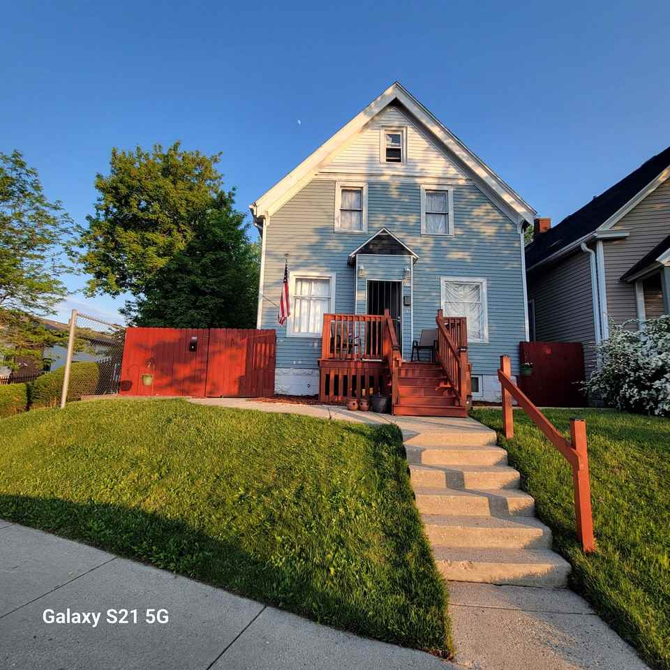 435A W Auer Ave #RAZA - Photo 4 of 17