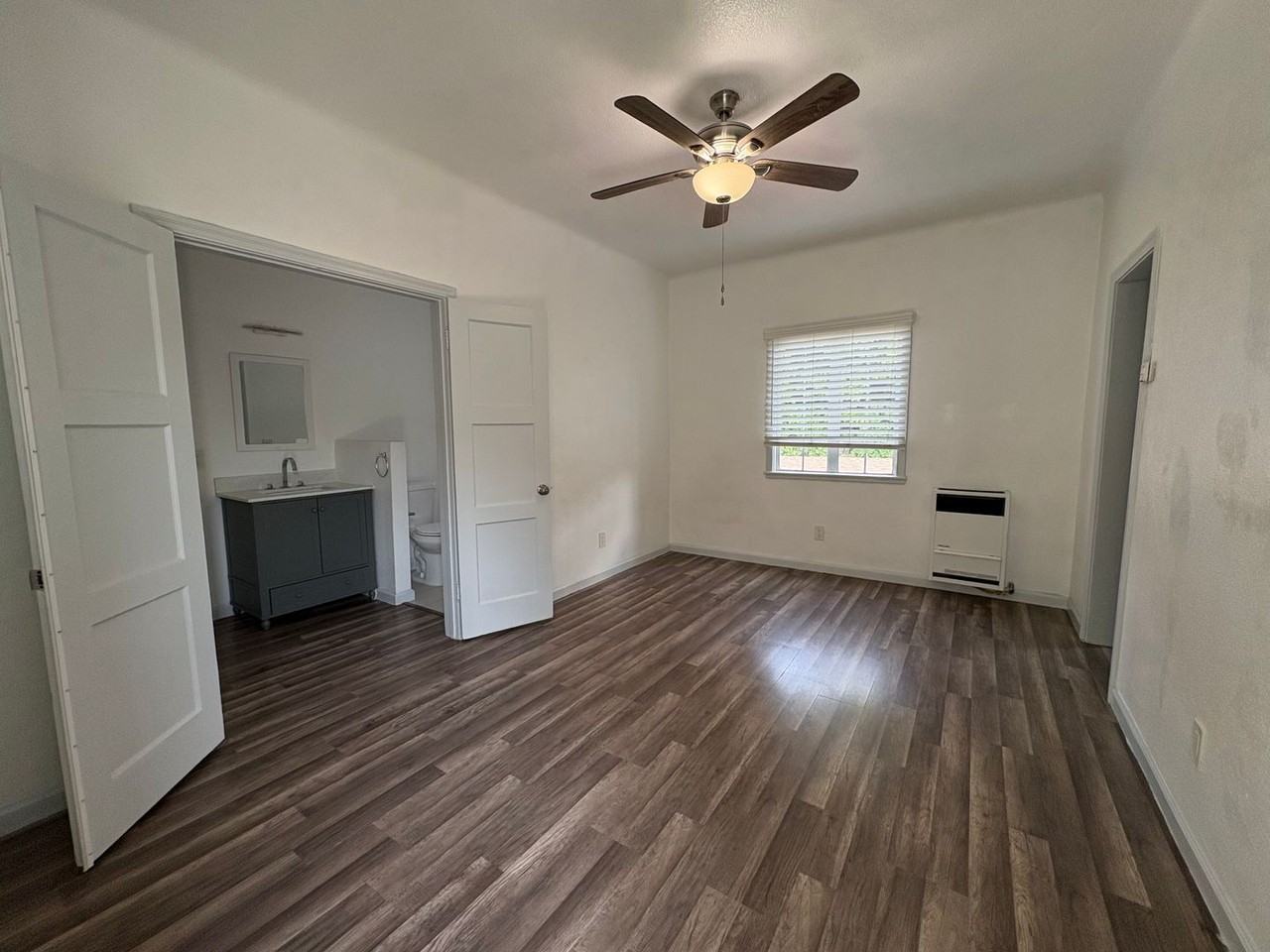1000 Redondo Ave Apartments, Long Beach CA - Photo 2 of 20