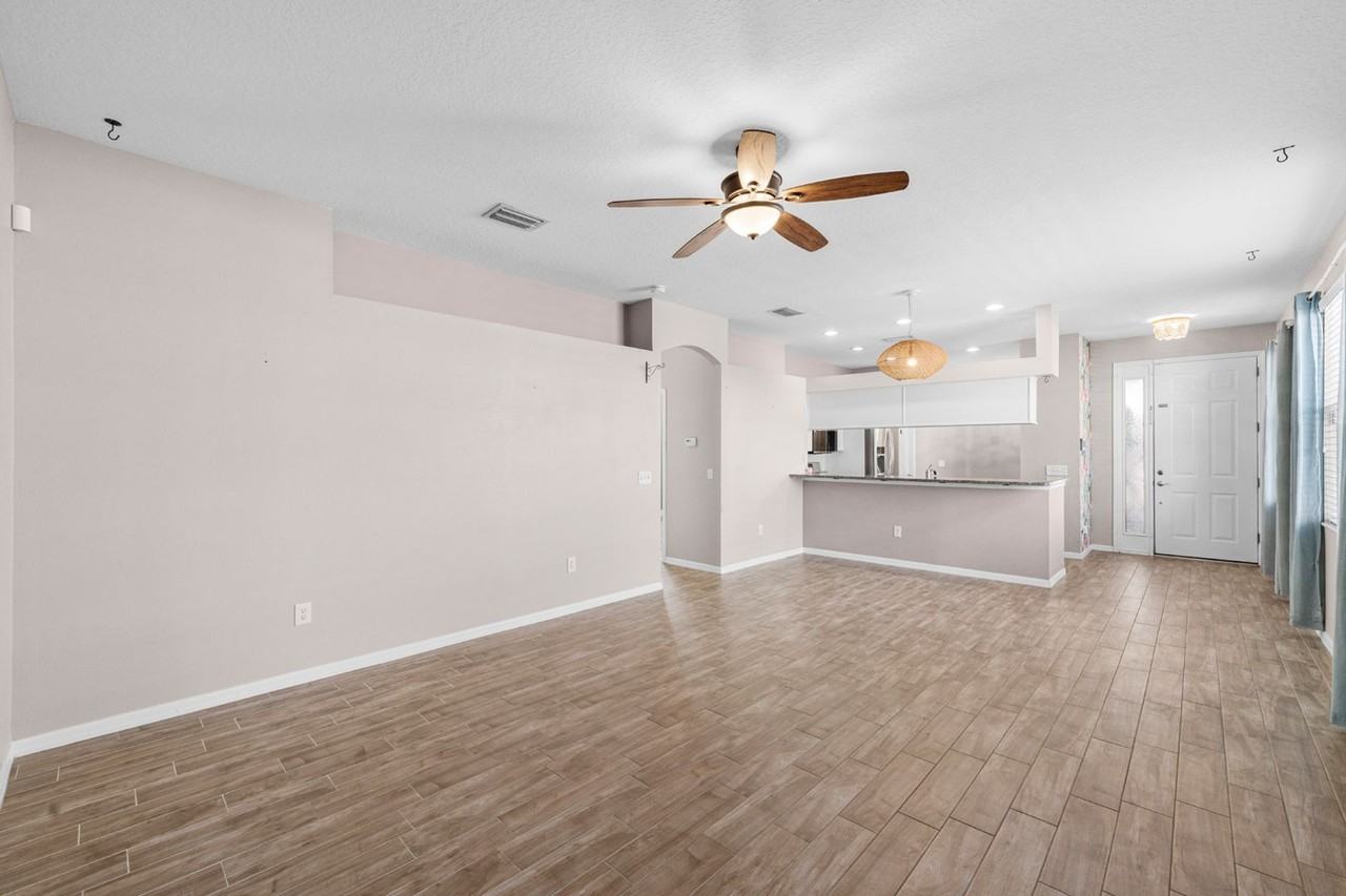 6207 Kiteridge Dr - Photo 3 of 21