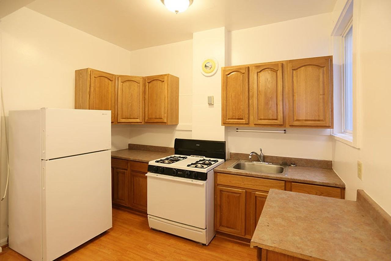 660 Bush Street - Photo 5 of 25