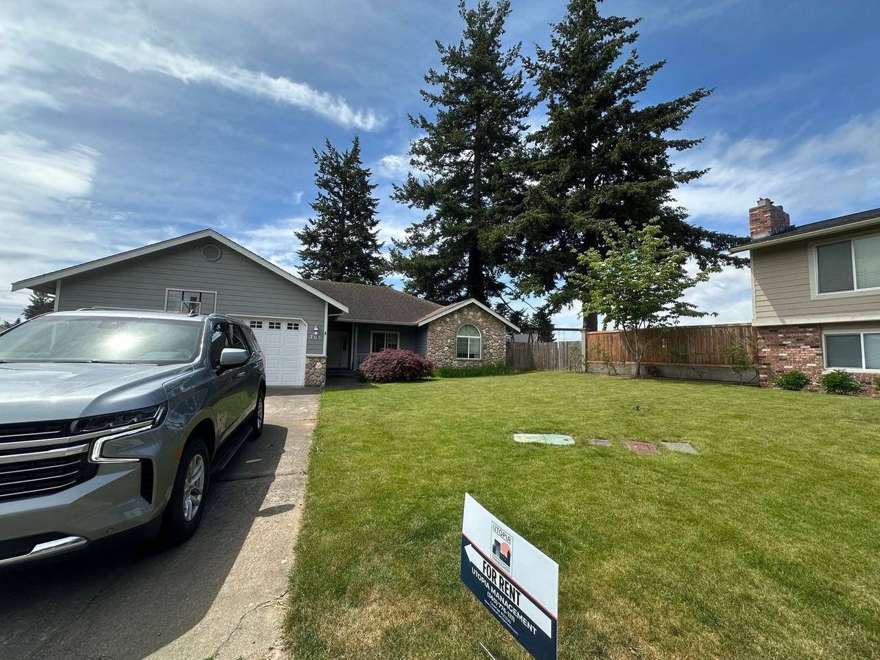 703 W Del Ray Dr