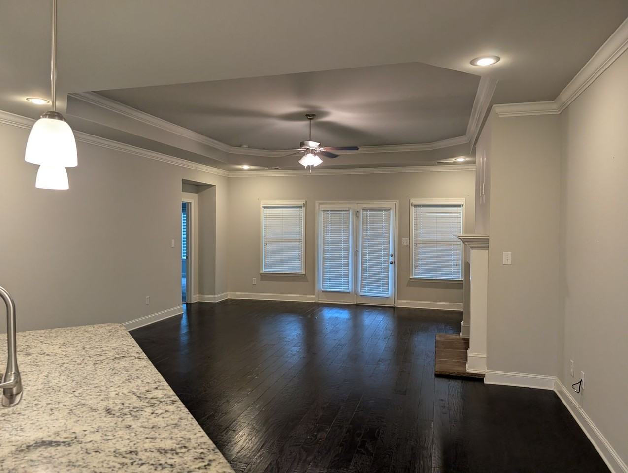 207 Blackwood Dr - Photo 7 of 47