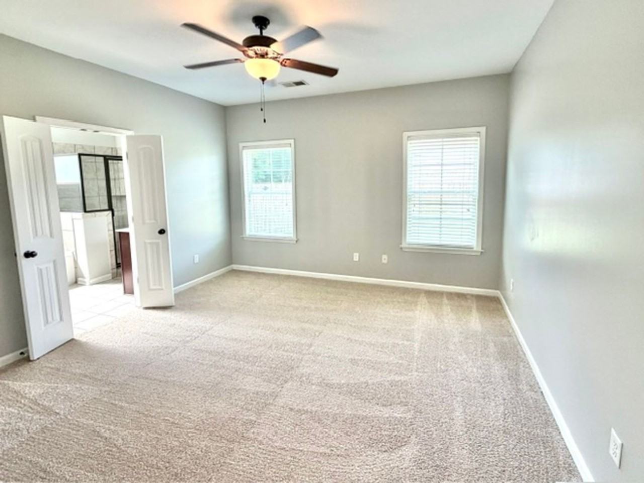 82 Clear Springs Dr - Photo 5 of 11