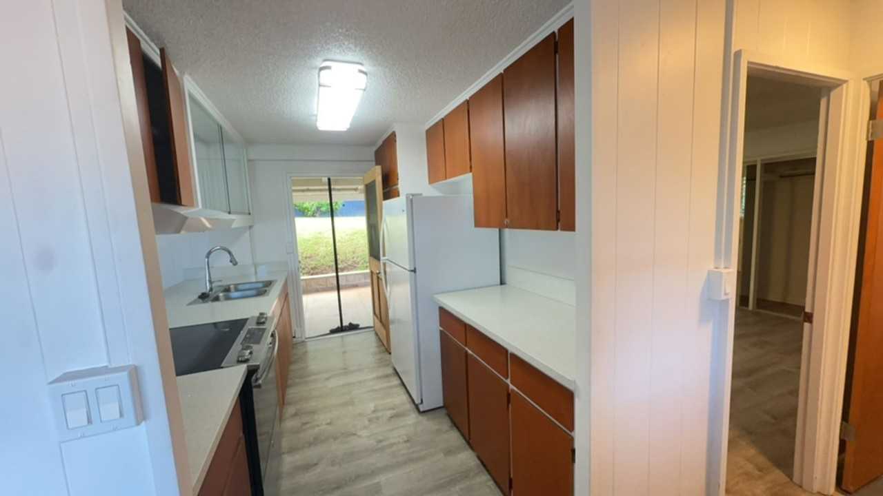99-121-C Inea Place - Photo 3 of 17