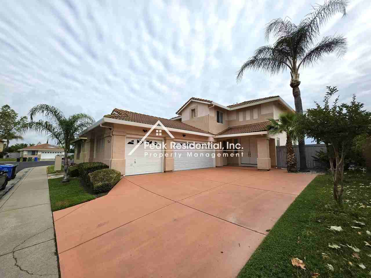 3333 E Island Ct - Photo 2 of 34