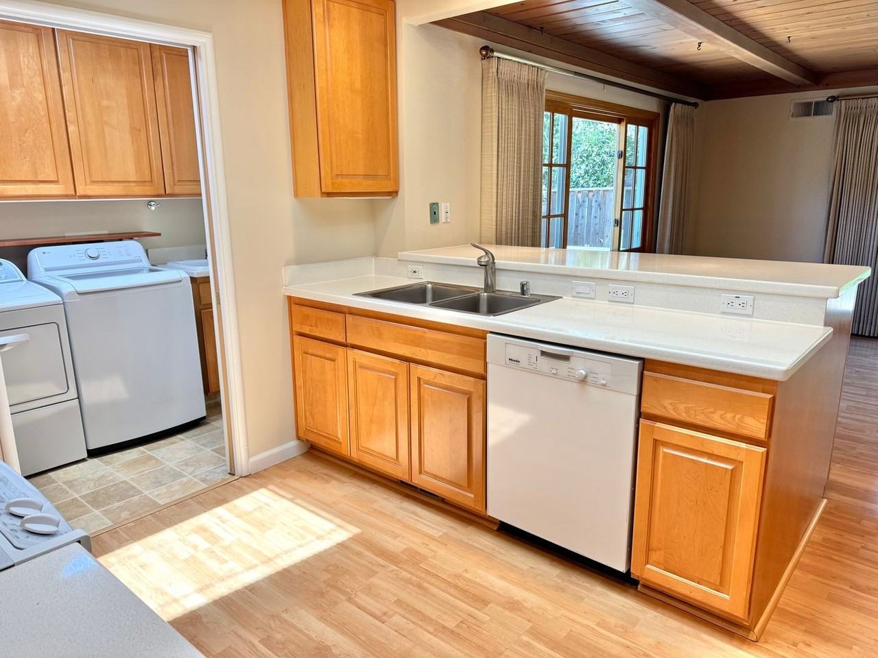 3418 Mcellen Ct - Photo 6 of 21
