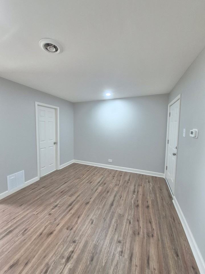 2815 Harrison - Photo 4 of 26