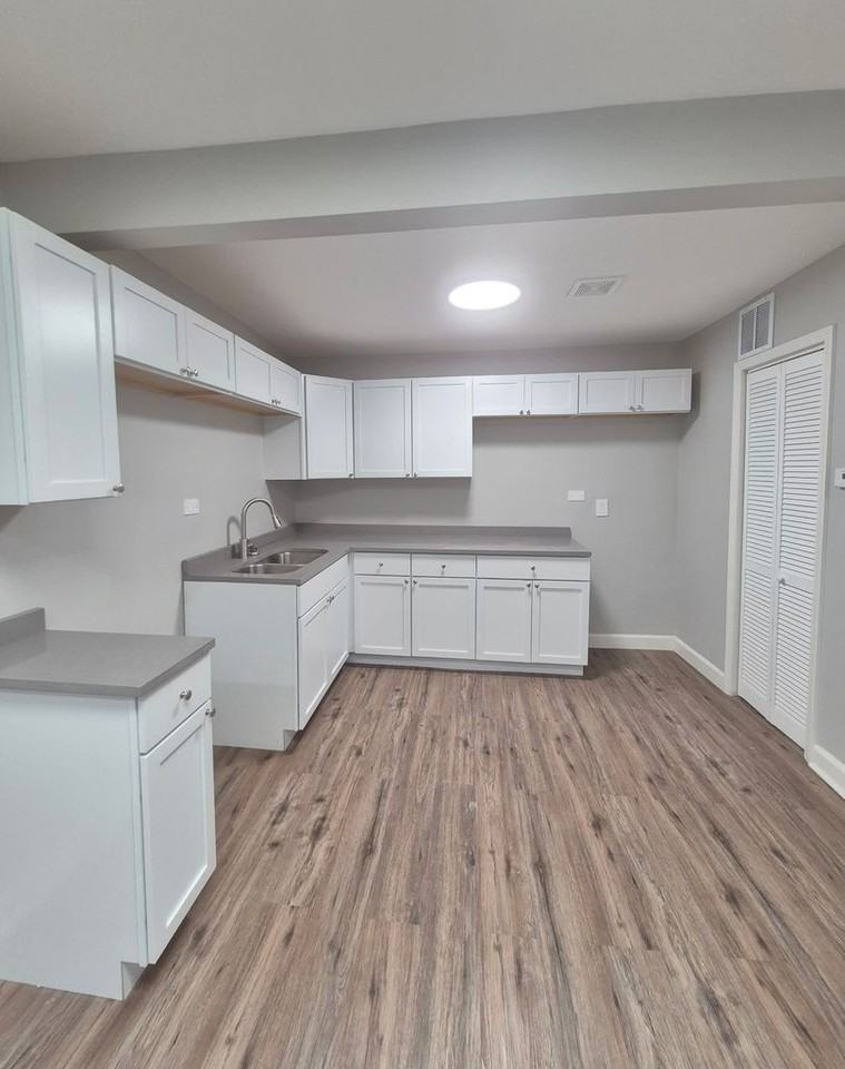 2815 Harrison - Photo 7 of 26