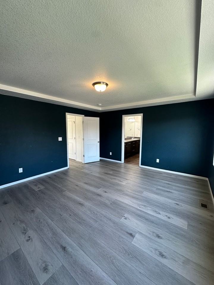 7905 Luminary Ln - Photo 3 of 8